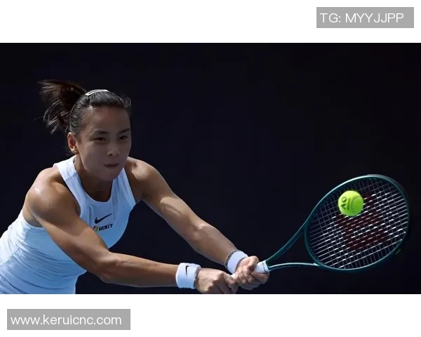 网球运动的魅力与技术演变：从基础技巧到职业赛场的突破与发展