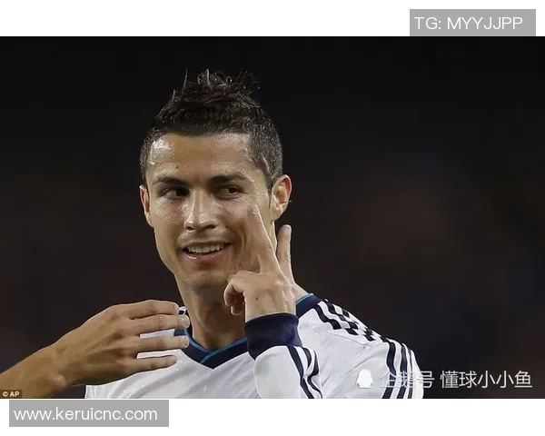 聚焦足球明星成长之路与荣耀时刻及背后动力精彩瞬间全面深度揭秘